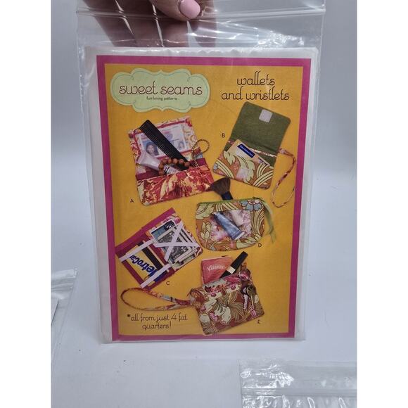 Sweet Seams Fun-Loving Patterns ~ Wallets and Wristlets - Picture 1 of 2